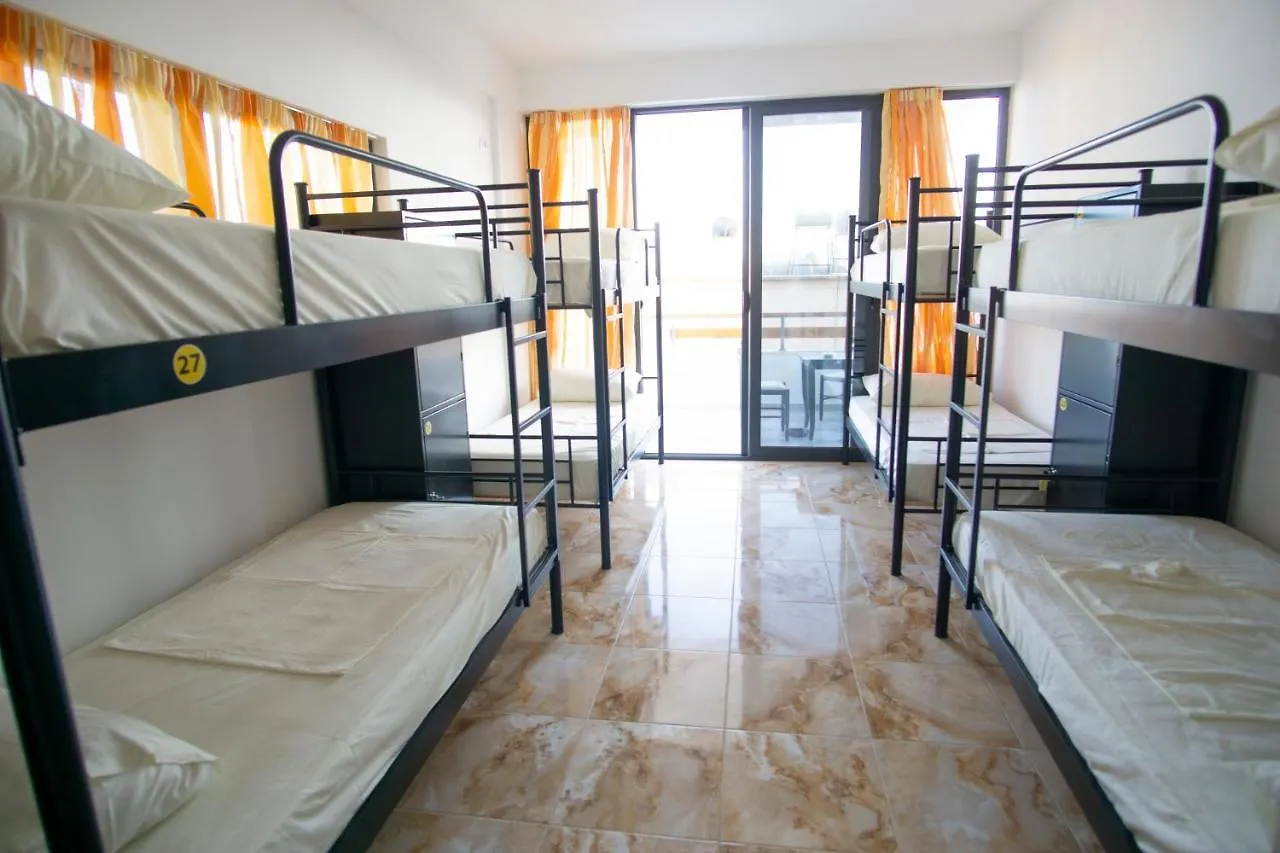 Wallaby Hostel Sarande Albania