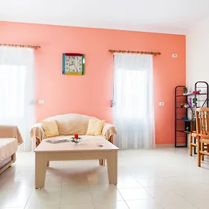 Apartment Work-friendly Apartments,, Sarande